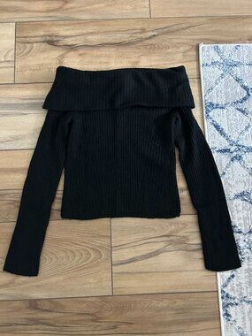 H&M Black Off-Shoulder Sweater